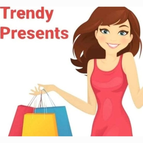 Meet your Posher, Christie - Picture 1 of 1